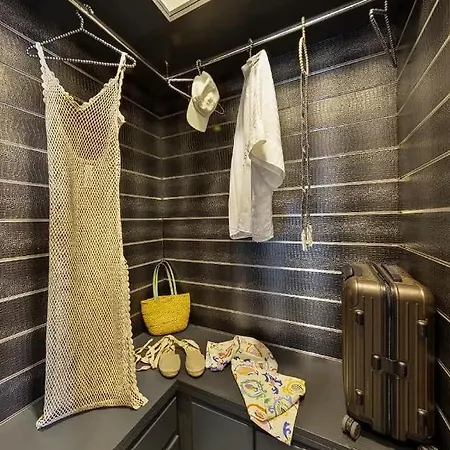 Located In The Heart Of ! Privat bolig Sorrento